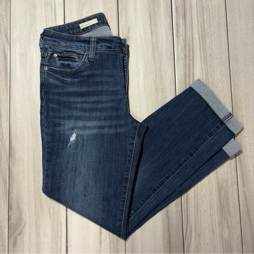 KUT from the Kloth Katy Boyfriend 8 Mid Rise Distressed Cuffed Denim Slimming